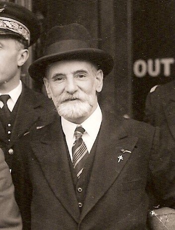 Figurant pour René Cassin