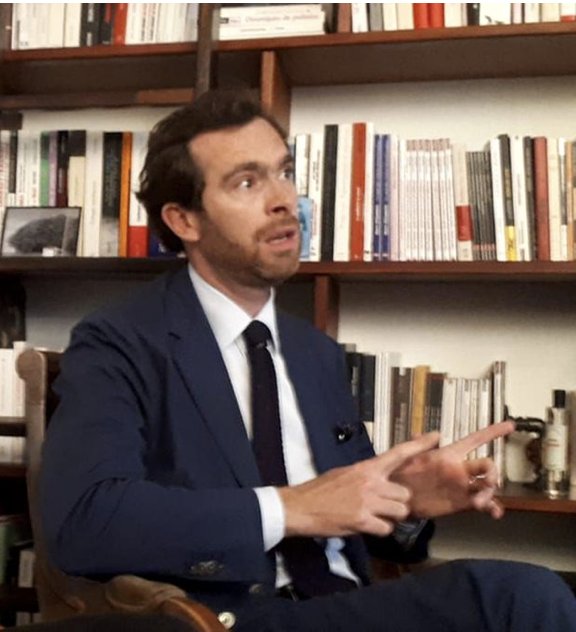 Bertrand - Homme environ 35 ans