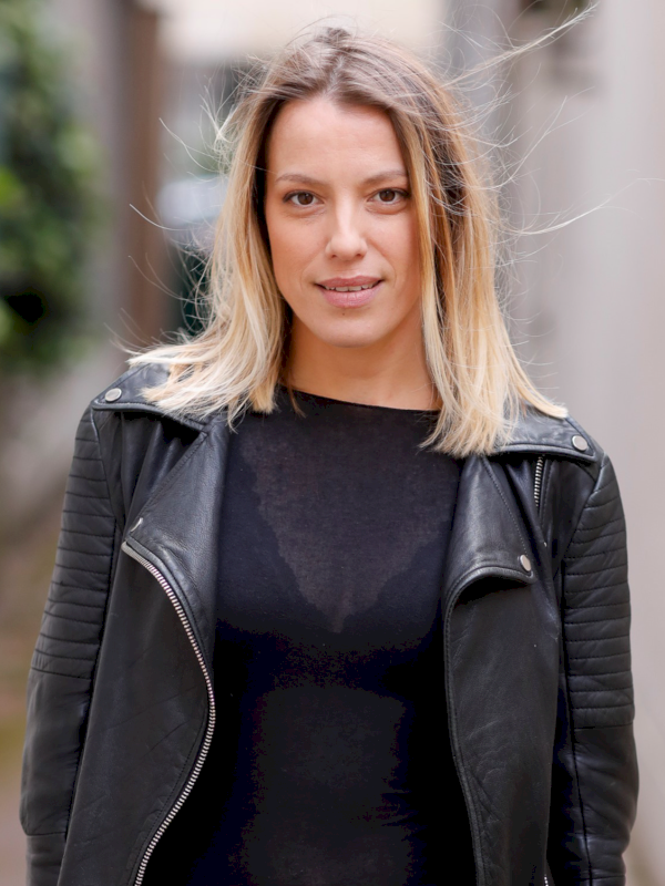Amélie VERNEVEAUX