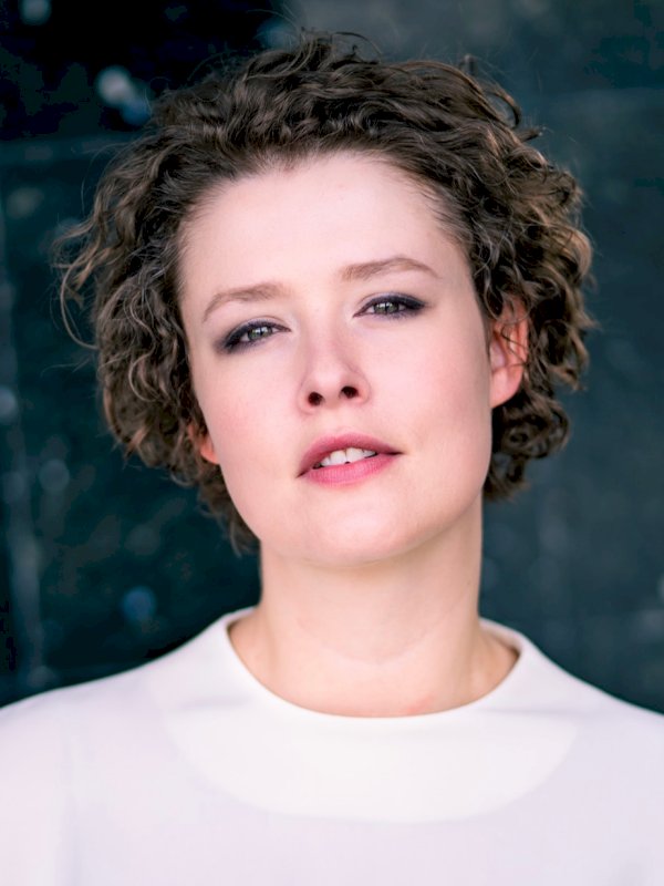 Laura Louisa Garde