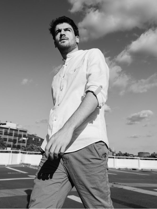 Alex Revillot