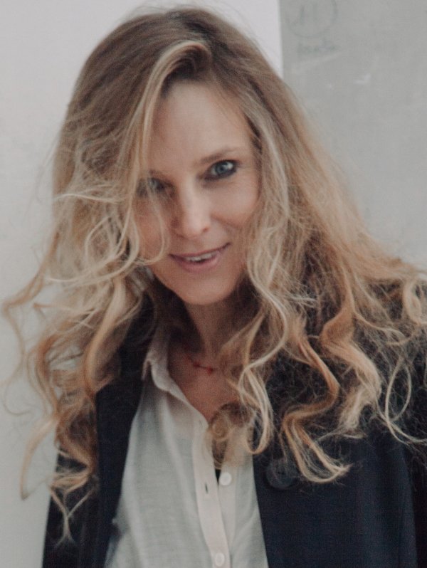 Zsuzsanna  Varkony 