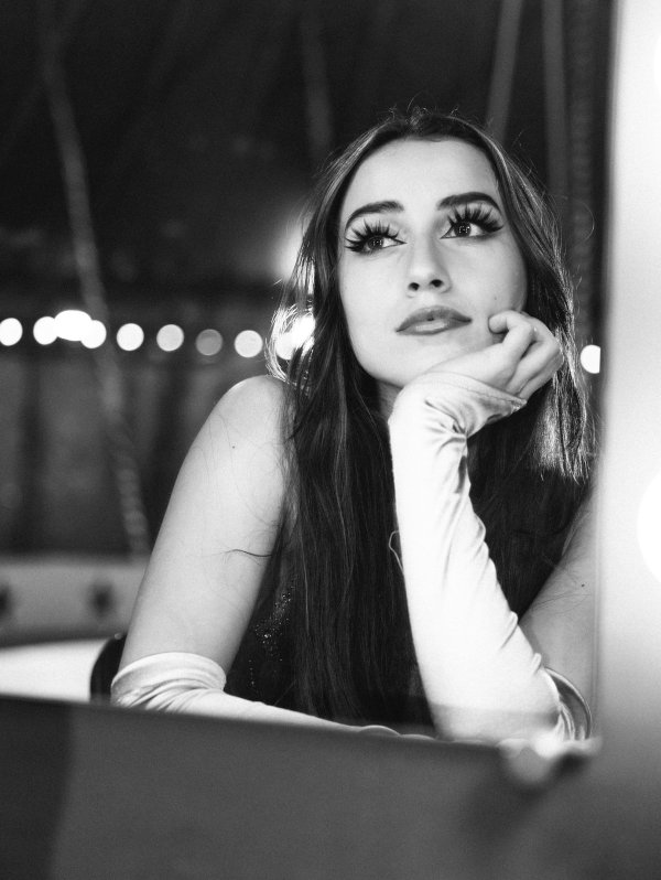 Serena  Micheletty