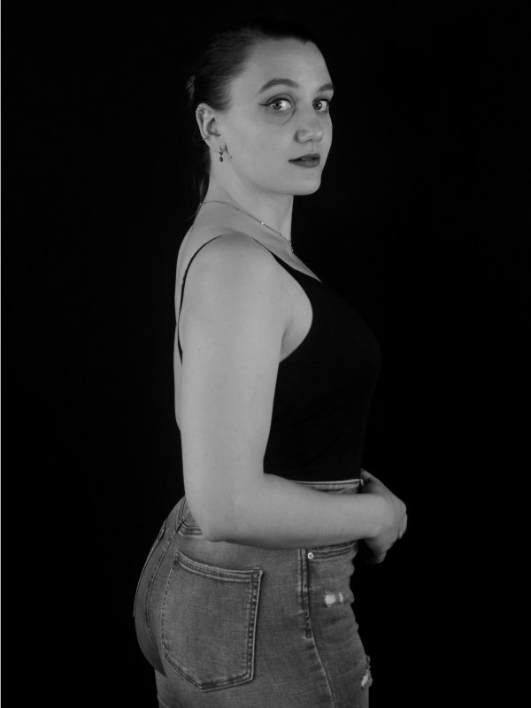 Nina CARRET