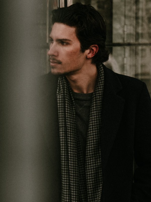 Anthony  Adam