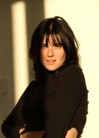 Théa Lecluze