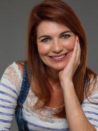 Sandra  Emery 