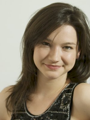 CAROLINE RICHE
