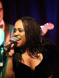 Nadia HASSANI