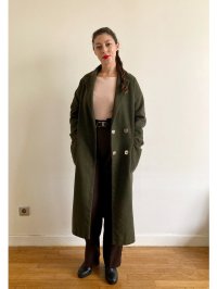 Tenue chic avec manteau
