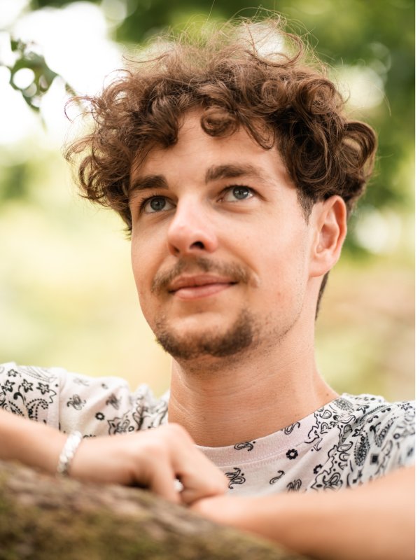 Léo Defives