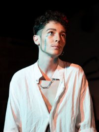 Portrait 2