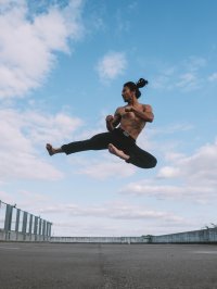Kick