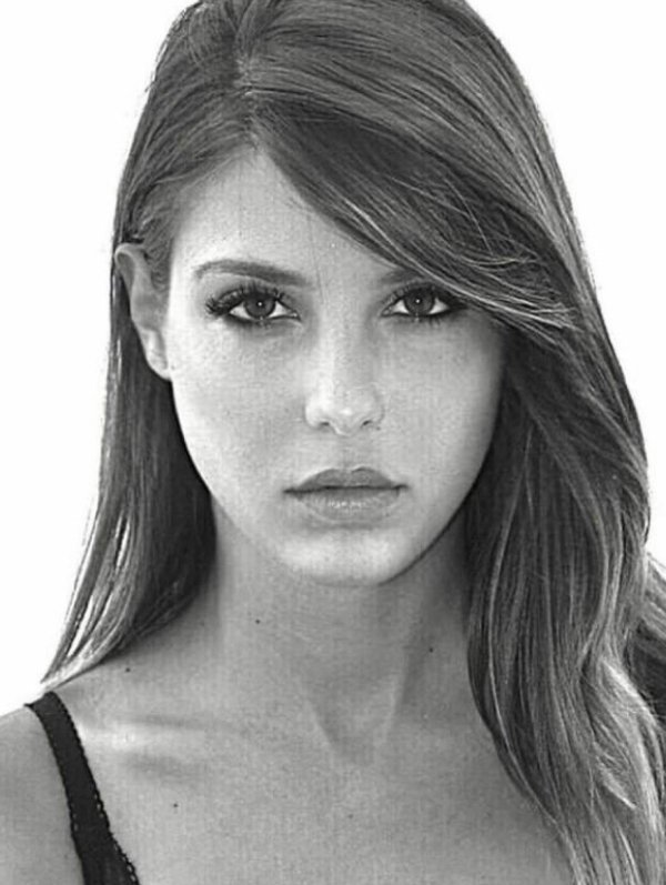 Lisa Escure