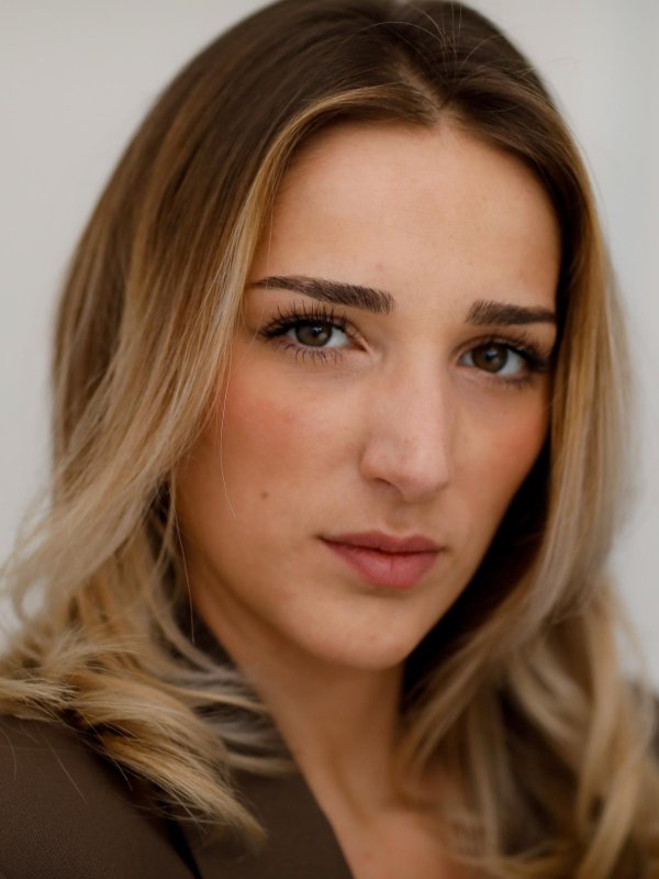 Nina Salhi