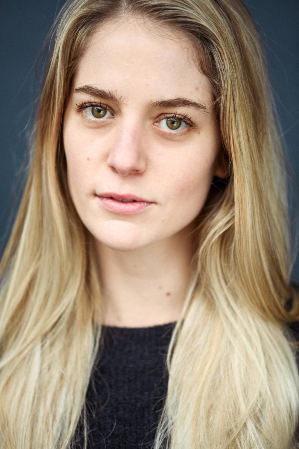 Laura LEON