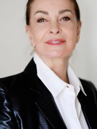 Christa FENAL