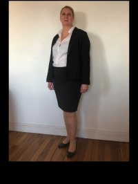 Tenue de serveuse avec les chaussures