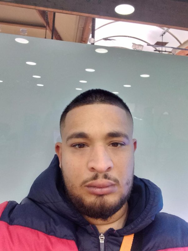 Sofiane  Challa 