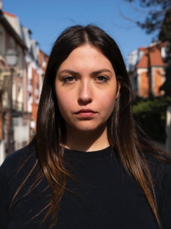 Julia  UZAN