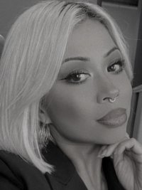 Aline Le