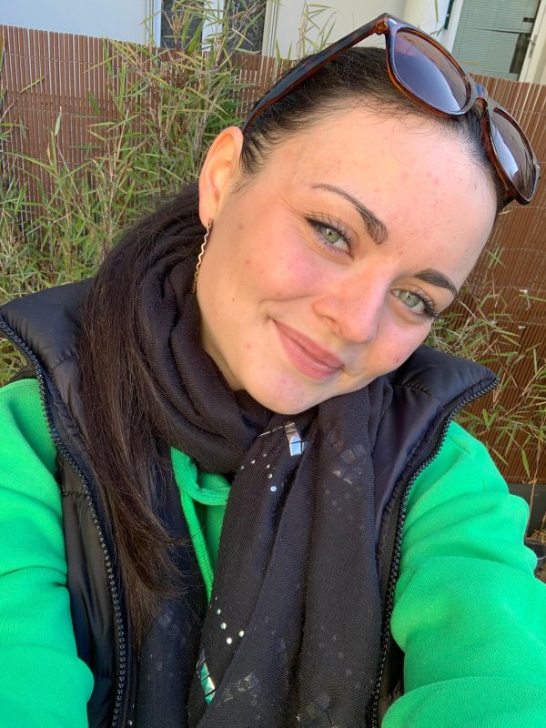 Coralie GALLOUEDEC