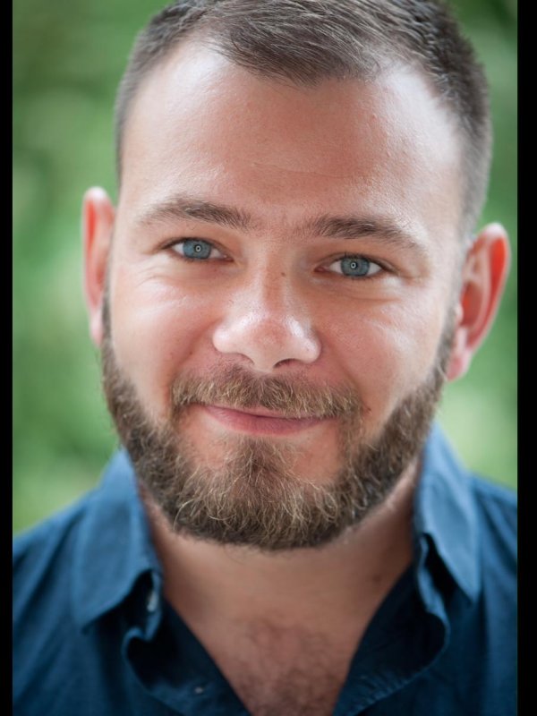 Damien Pierres