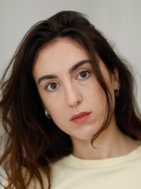 Elise Thomas