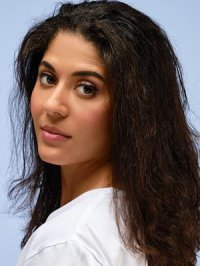 BOURDEAU Laura Portrait cheveux lisses