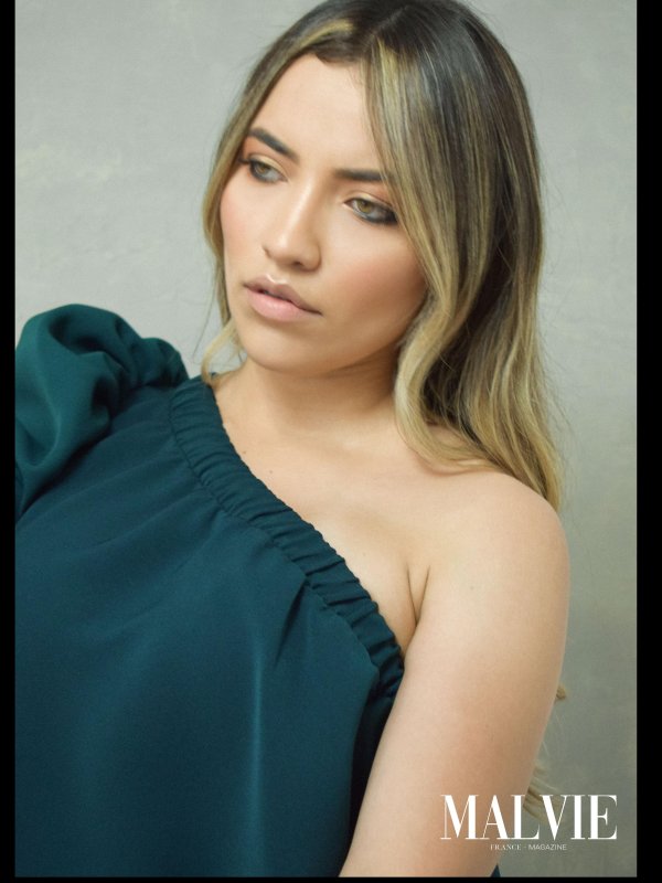 Elizabeth Paz