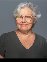 Claire Guillon 07/2023 Portrait lunettes