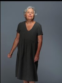 claire Guillon 07/2023 Pied