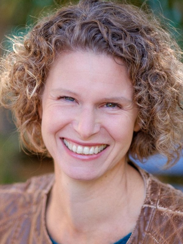 Esther  Bastendorff 