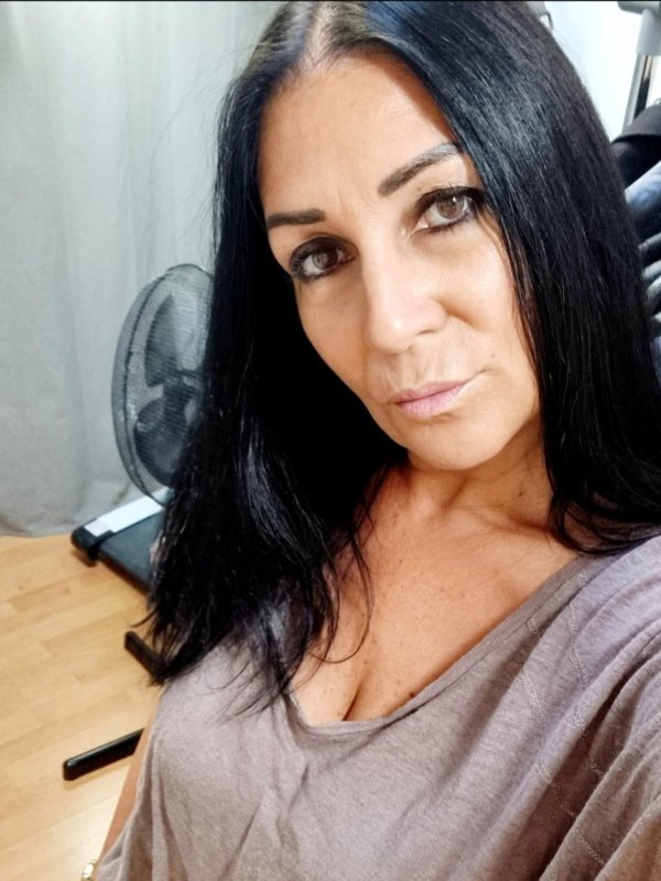 KARINE  VIALLETON 