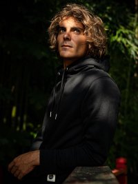 Tom