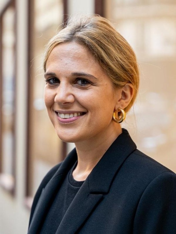 Laura  Pouliquen