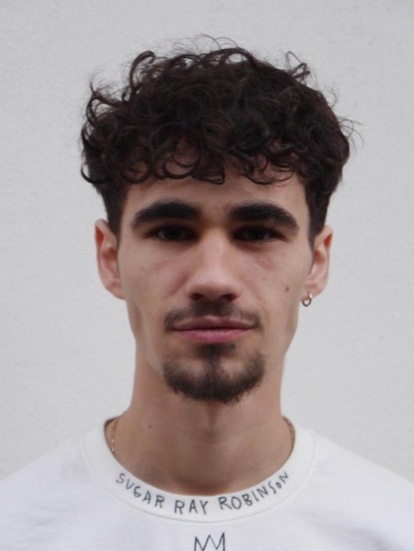 Mario  Charpentier bouilly