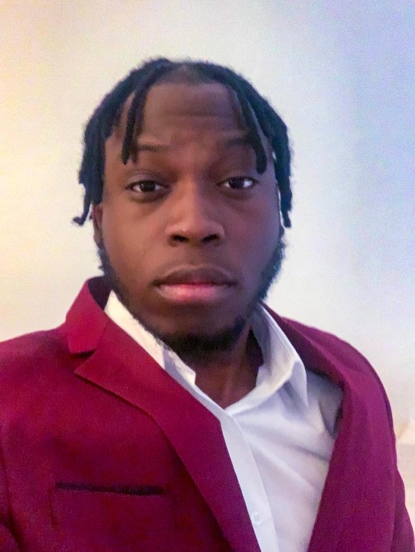 Steven  Kuti