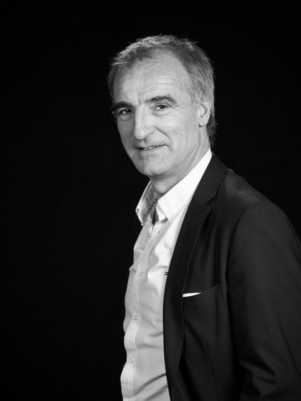 jean-paul Toussaint