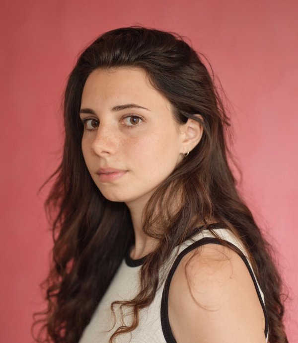 NINA PORTALIER