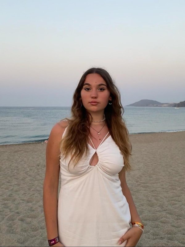 Mélissa  DUMONCEAU 