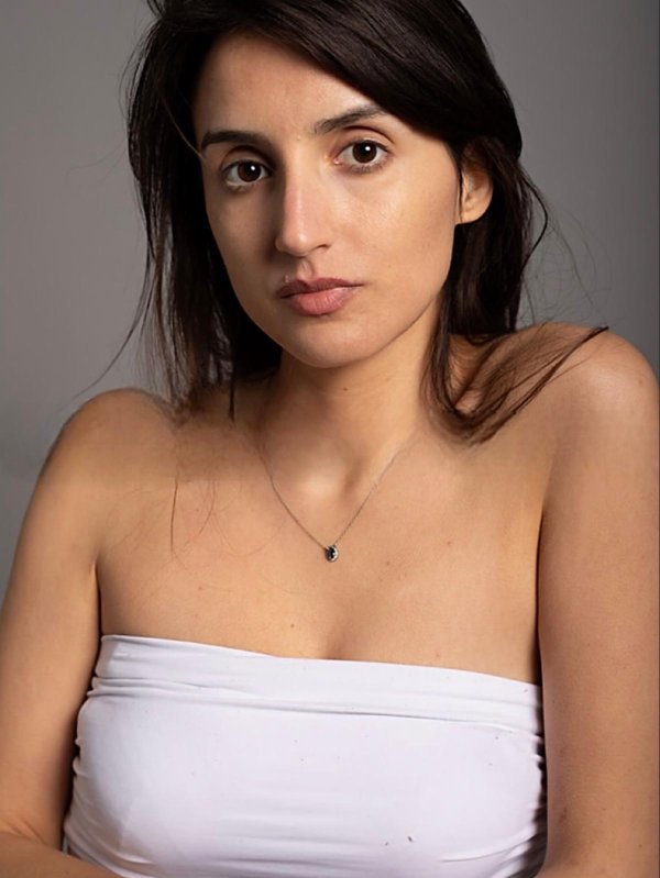 Eléna  Rodrigues