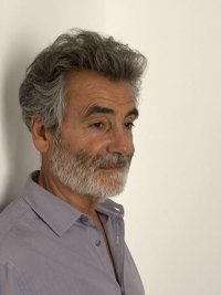 jean-henri calvet avec barbe d'un mois