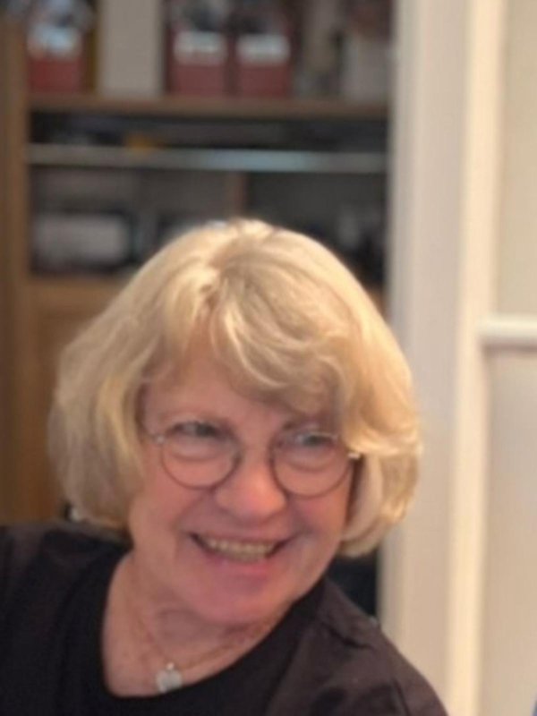 Nadine  Vallet 