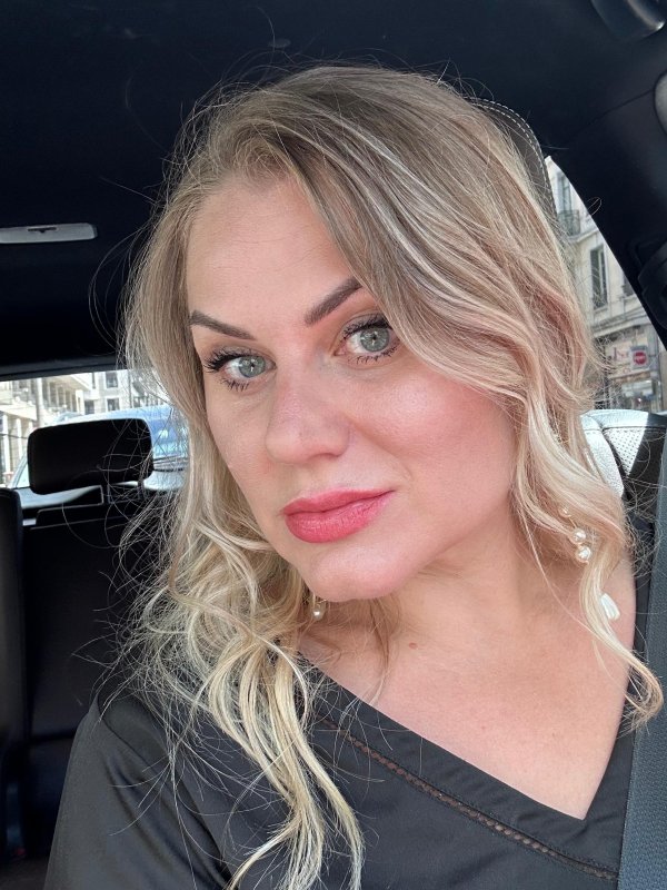 Victoria Baciu 