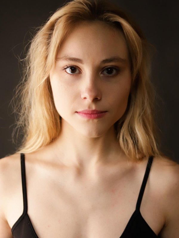 Elena 