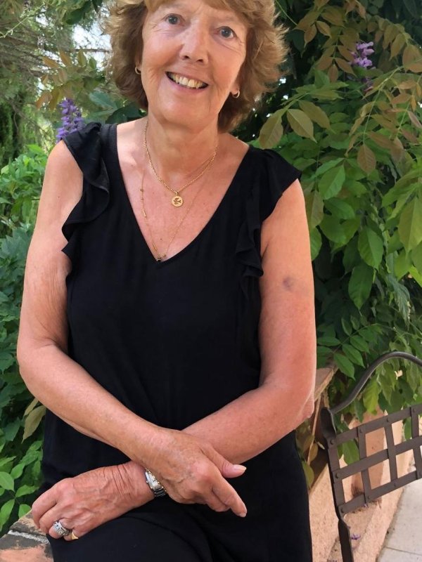 véronique  des Mesnards