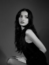 Ariana Markelova 