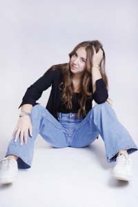 Kelly  Digne 