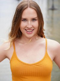 Lia McIntyre